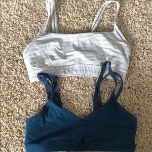 Lululemon sports bras